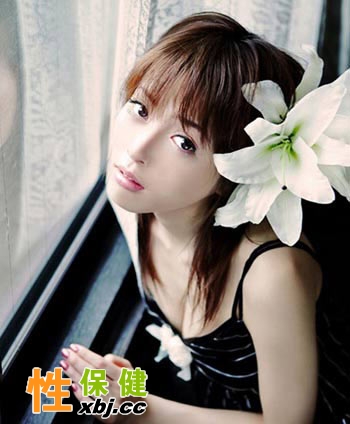 夏季讓肌膚晶瑩剔透，男人也舍不得眨眼