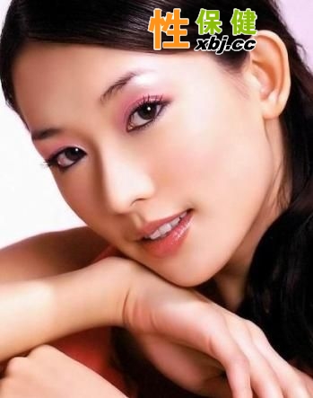 判斷男人情感出軌的五個(gè)舉動(dòng)